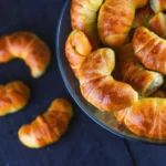 Domaće kiflice za 15 minuta: bez čekanja testa, idealno za doručak